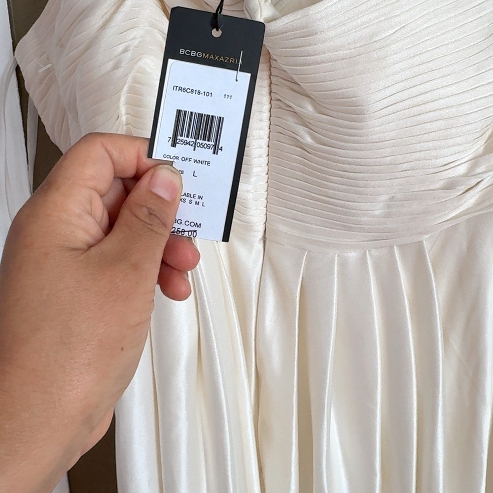 BCBGMaxAzria Off White Pleated Dress